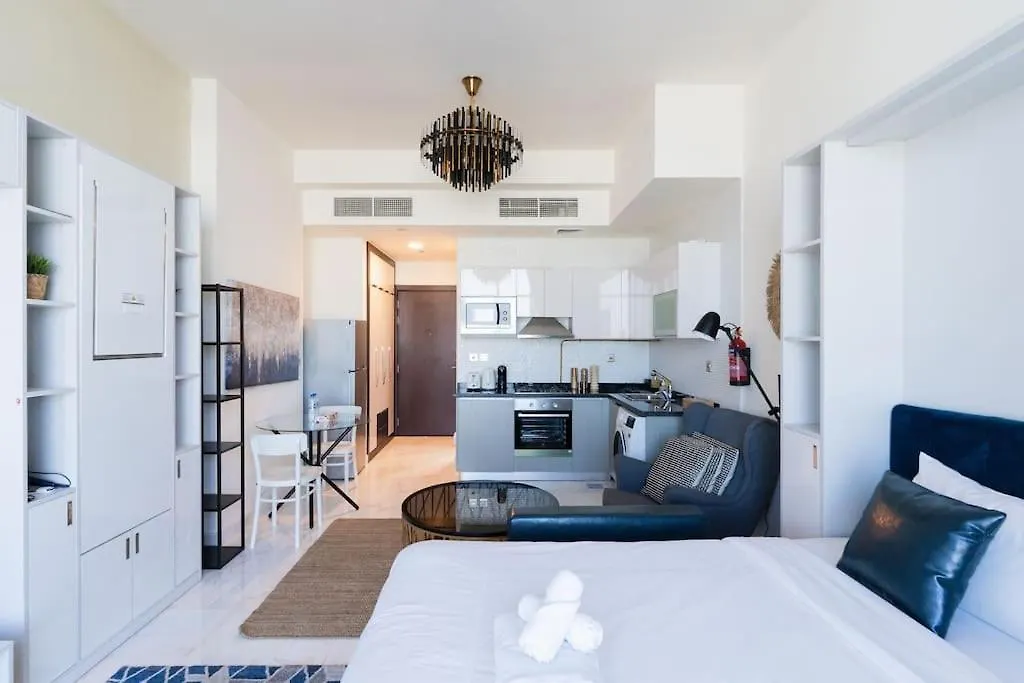 Apartment Comfy Studio In Business Bay L Stays 2 Dubai