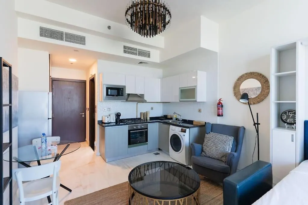 Apartment Comfy Studio In Business Bay L Stays 2 Dubai United Arab Emirates
